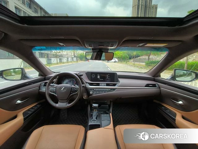 Lexus ES 2021 Темно-серый из Китая, фото 2