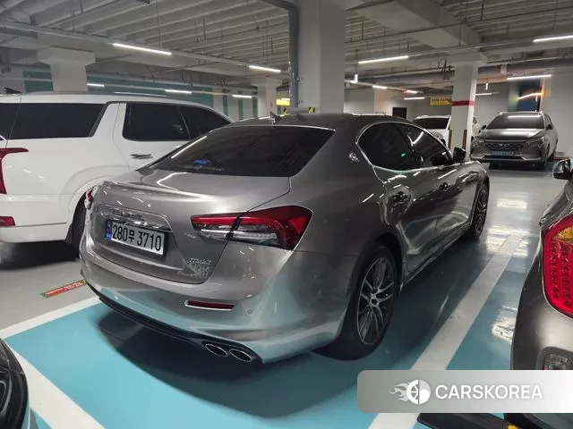 Maserati Ghibli id 3085465 из Кореи 12