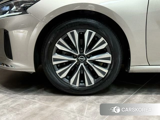 Nissan Teana id 4299912 из Китая 12