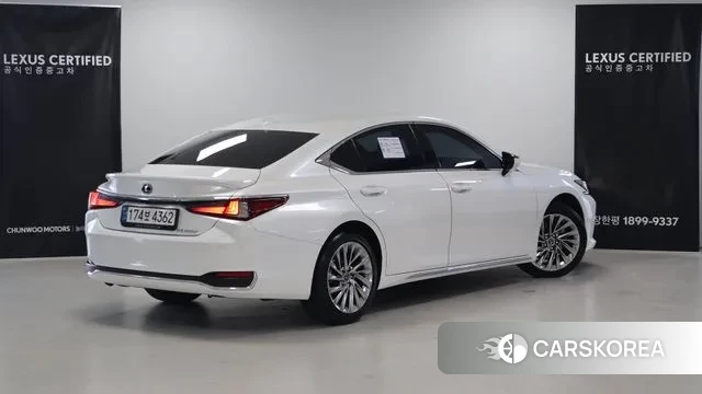 Lexus ES300h 7th generation id 3732460 из Кореи 9