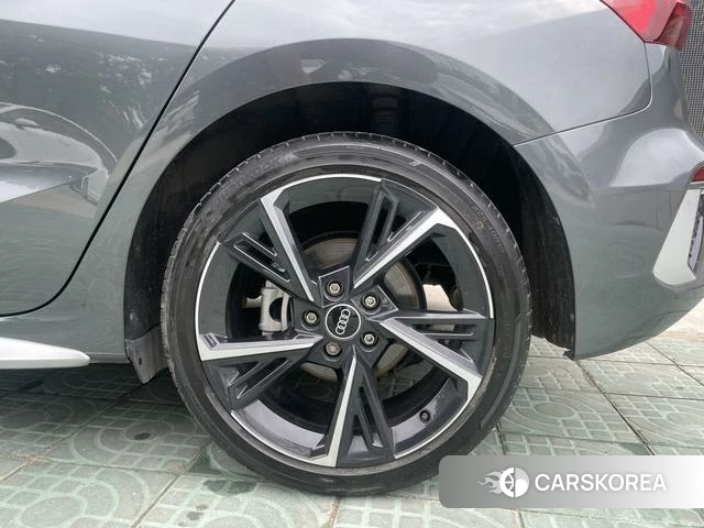 Audi A3 id 4273763 из Китая 12