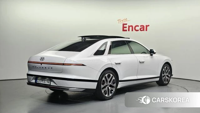 Hyundai Grandeur (GN7) id 4494184 из Кореи 12