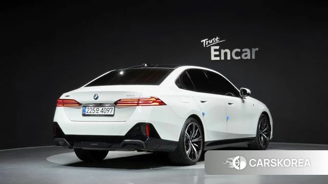 BMW 5 Series (G60) id 4734745 из Кореи 12