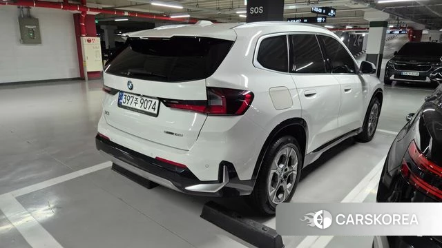 BMW X1 (U11) 2023 Белый из Кореи, фото 2