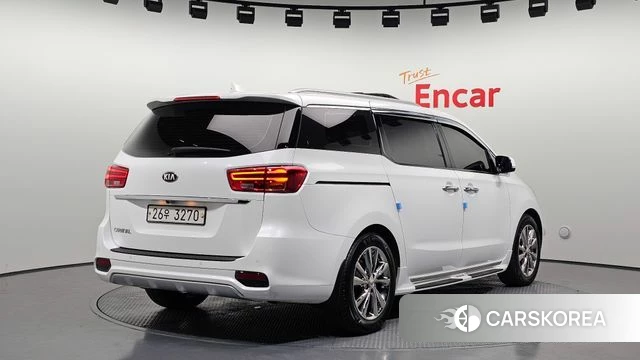 Kia The New Carnival id 4384474 из Кореи 12