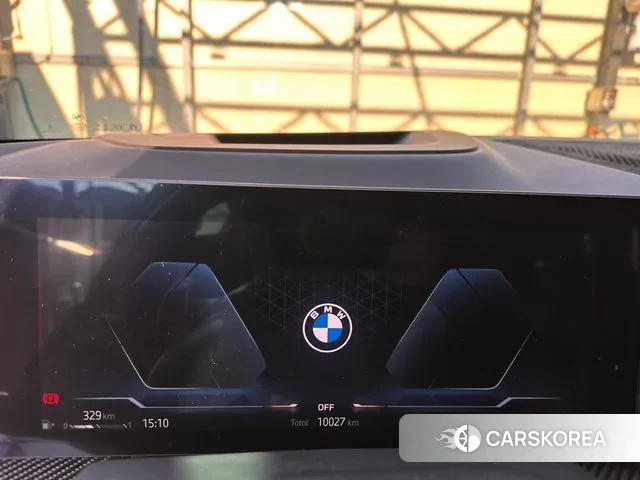 BMW X7 (G07) 2024 Черный из Кореи, фото 2