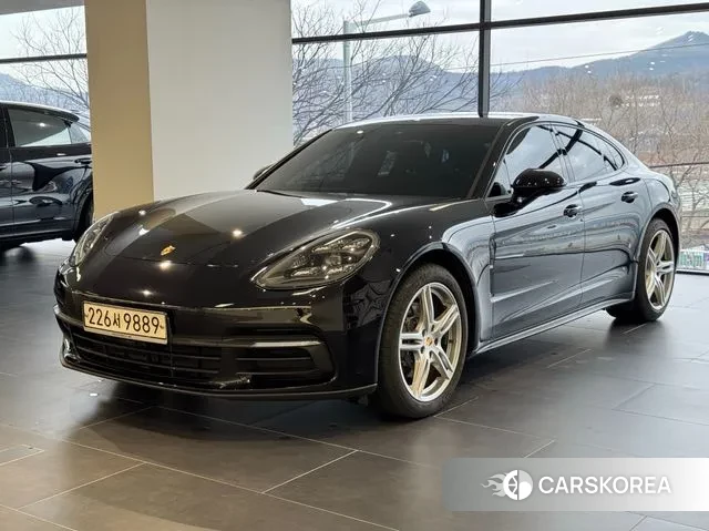 Porsche Panamera (971) 2020 Черный из Кореи, фото 2