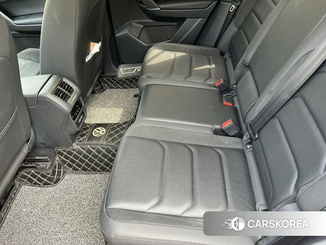 Volkswagen Tanyue 2021 Черный из Китая, фото 2