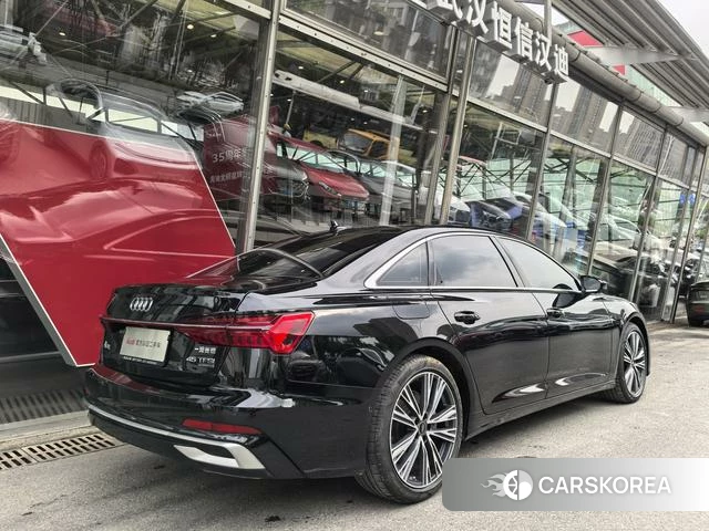 Audi A6L id 4348308 из Китая 12