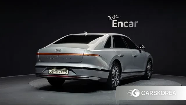 Hyundai Grandeur (GN7) id 3042909 из Кореи 12