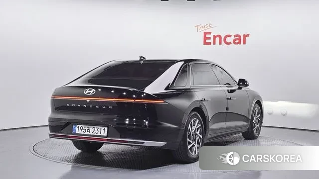 Hyundai Grandeur (GN7) id 3518127 из Кореи 12