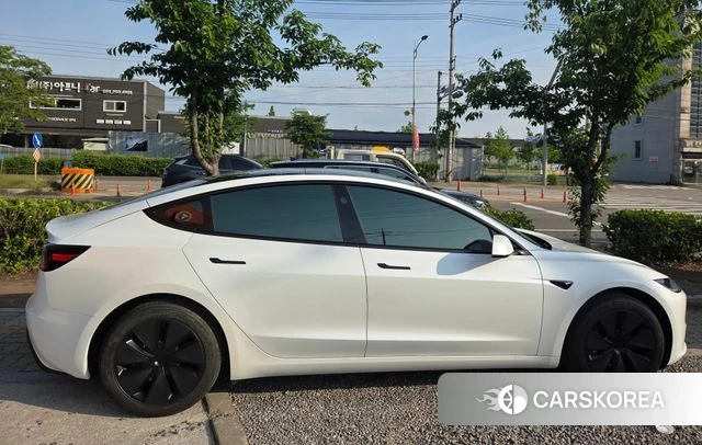 Tesla Model 3 2025 Белый из Кореи, фото 2