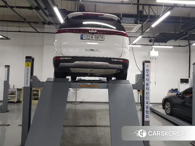 Kia Carnival 4th generation 2023 Белый из Кореи, фото 2