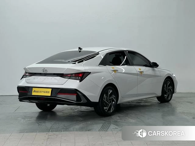 Hyundai Elantra id 4276523 из Китая 12