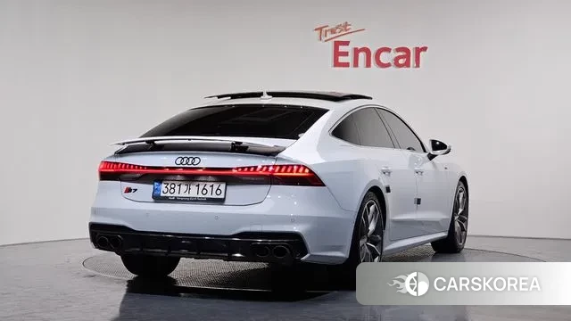 Audi A7 (4K) id 3551514 из Кореи 12