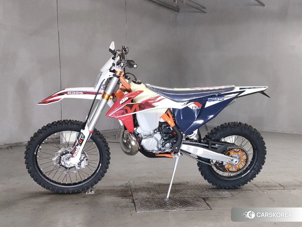 Проданный KTM 250EXC SIXDAYS TPI 2023 из Японии, фото 2