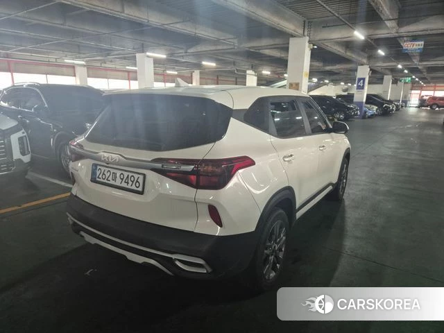 Kia Seltos 2021 Белый из Кореи, фото 4