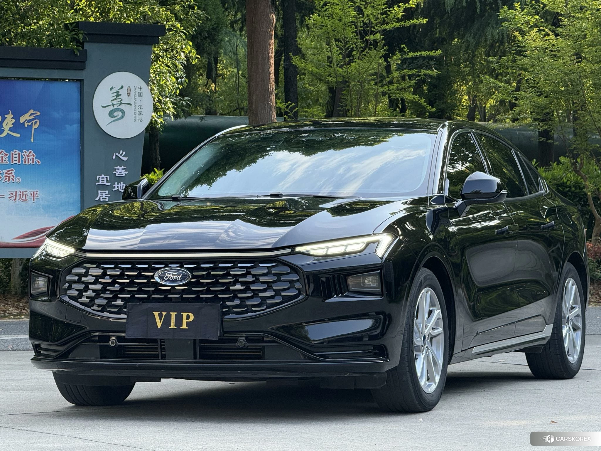 Ford Mondeo 2022 Черный из Китая, фото 2