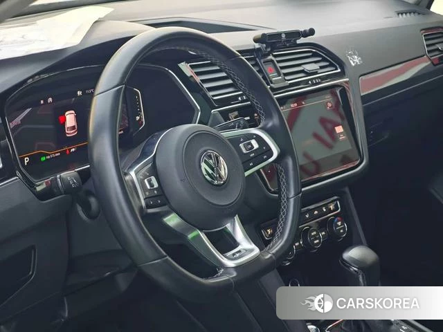 Volkswagen Tiguan L 2020 Белый из Китая, фото 2