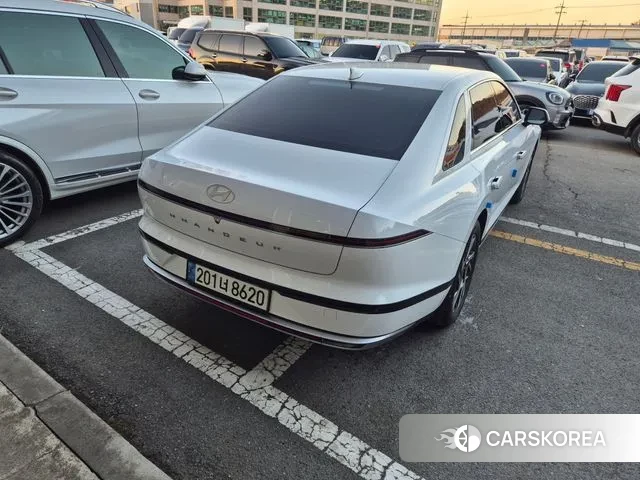 Hyundai Grandeur (GN7) id 3550502 из Кореи 12