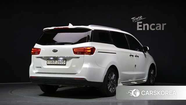 Kia The New Carnival id 3942653 из Кореи 12