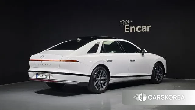 Hyundai Grandeur Hybrid (GN7) id 3278922 из Кореи 12