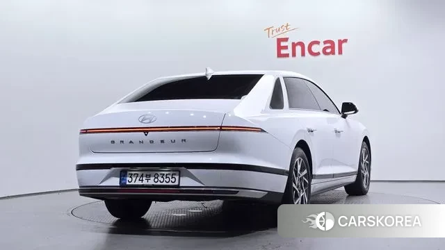 Hyundai Grandeur Hybrid (GN7) id 2930286 из Кореи 12