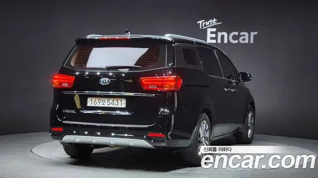 Kia The New Carnival id 2502423 из Кореи 12