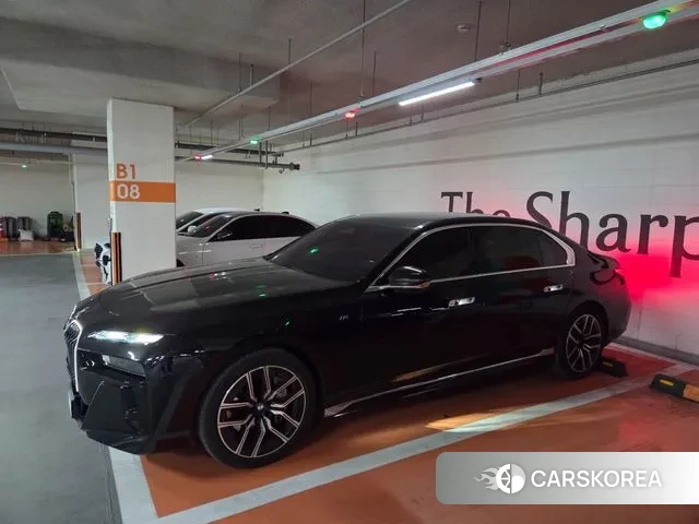 BMW 7 Series (G70) id 3679786 из Кореи 10