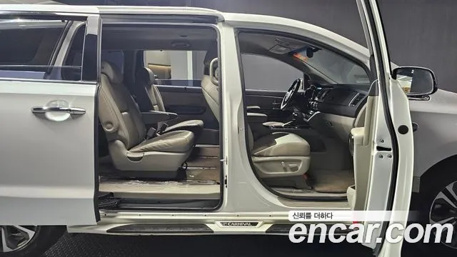 Kia The New Carnival id 2762653 из Кореи 12