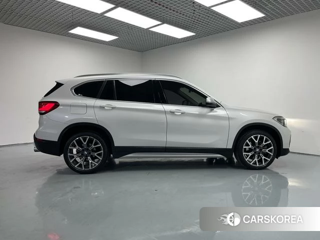 BMW X1 id 4216330 из Китая 12