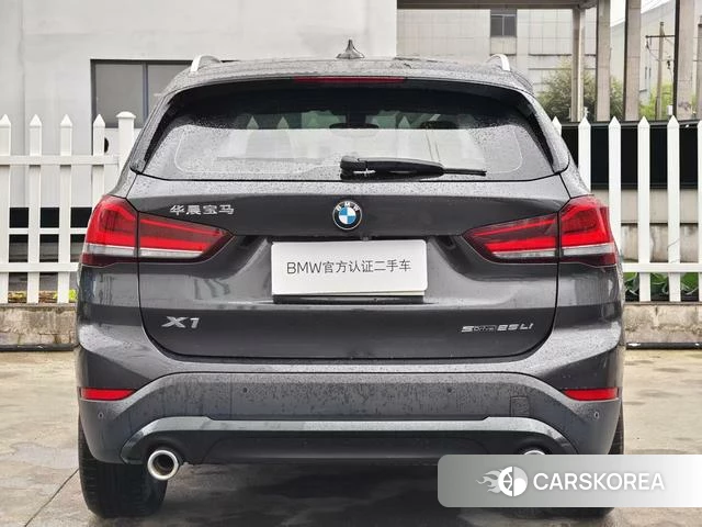 BMW X1 2021 Темно-серый из Китая, фото 2