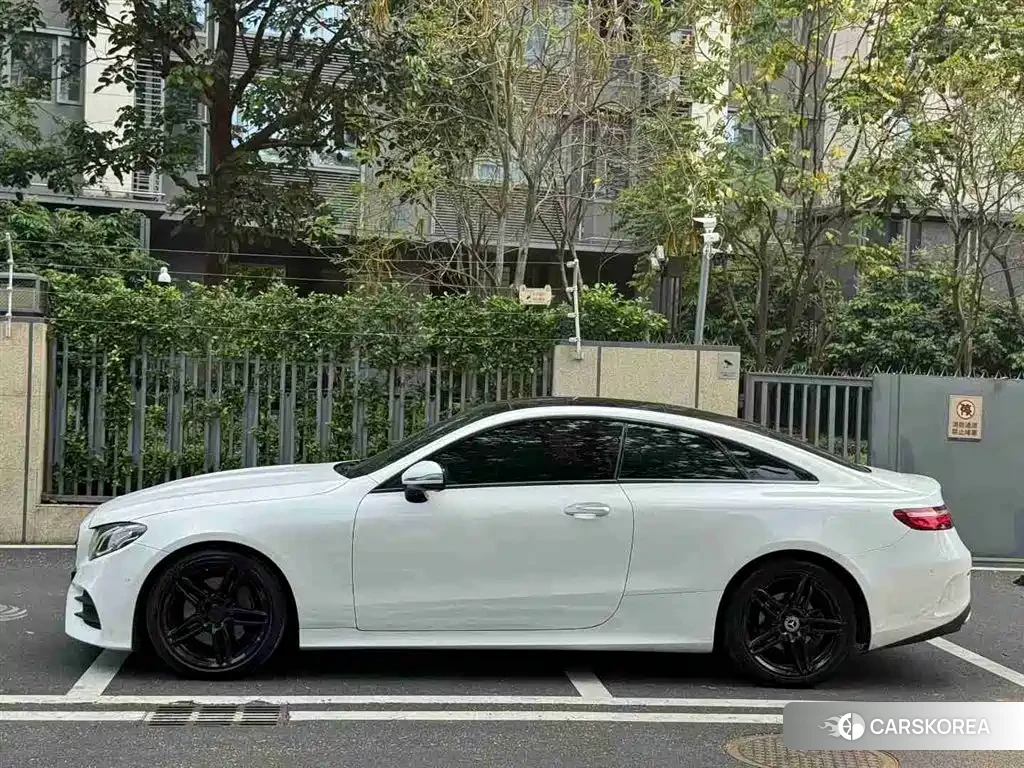 Mercedes-Benz E-Class 2020 Белый из Китая, фото 2