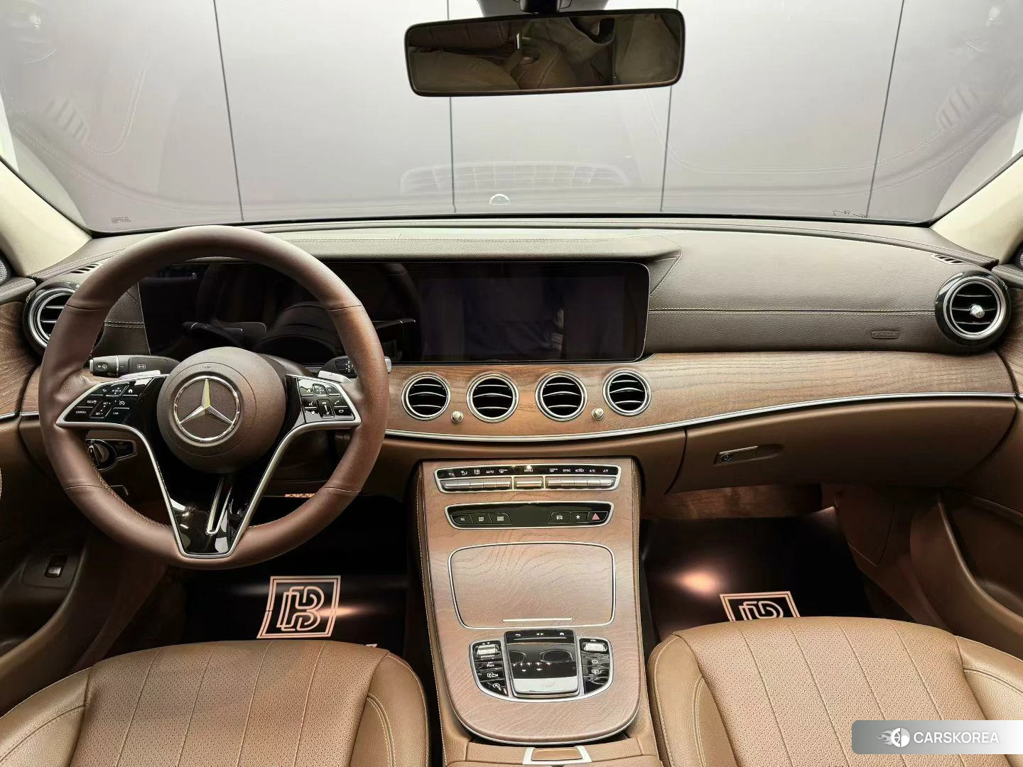 Mercedes-Benz E-class 2023 Черный из Китая, фото 2
