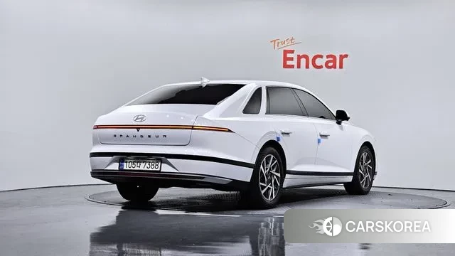 Hyundai Grandeur (GN7) id 3342186 из Кореи 12