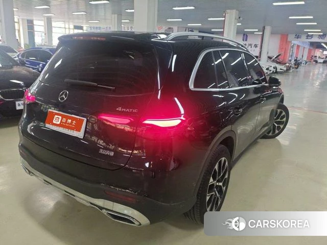 Mercedes-Benz GLC 2023 Черный из Китая, фото 2