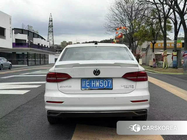 Volkswagen Lavida 2021 Белый из Китая, фото 2