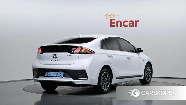 Hyundai The New Ionic Electric id 4864727 из Кореи 12