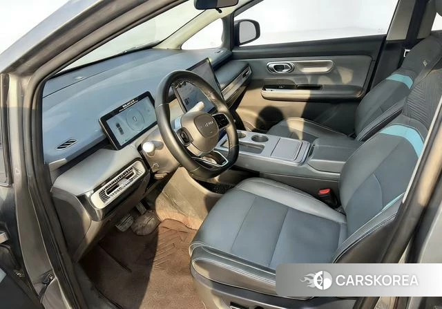 Aian AION Y 2023 Темно-серый из Китая, фото 2