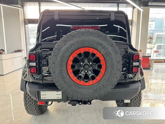 Ford Bronco (overseas) 2024 Черный из Китая, фото 3