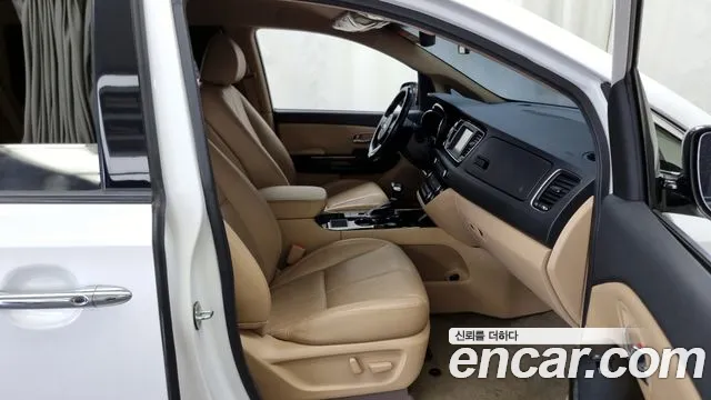 Kia The New Carnival id 2600370 из Кореи 12