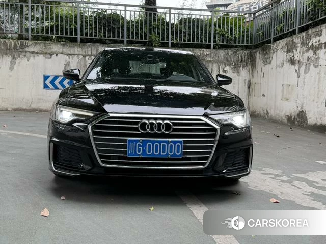Audi A6L id 4276919 из Китая 11