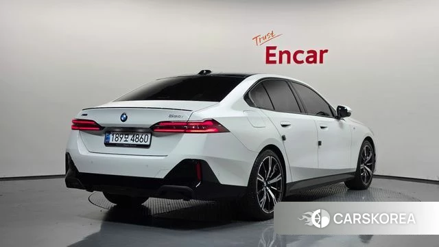 BMW 5 Series (G60) id 4853708 из Кореи 12