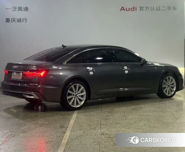 Audi A6L 2024 Темно-серый из Китая, фото 2