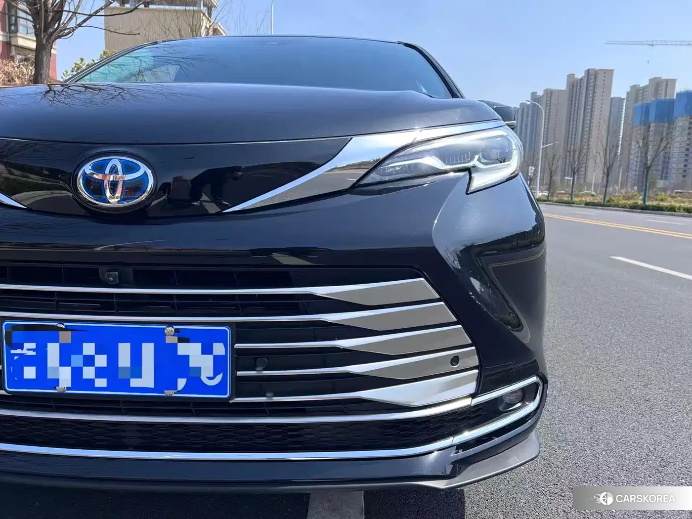 Toyota Sienna id 4583796 из Китая 11