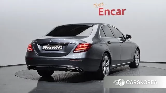 Mercedes-Benz E-Class W213 id 3617352 из Кореи 12