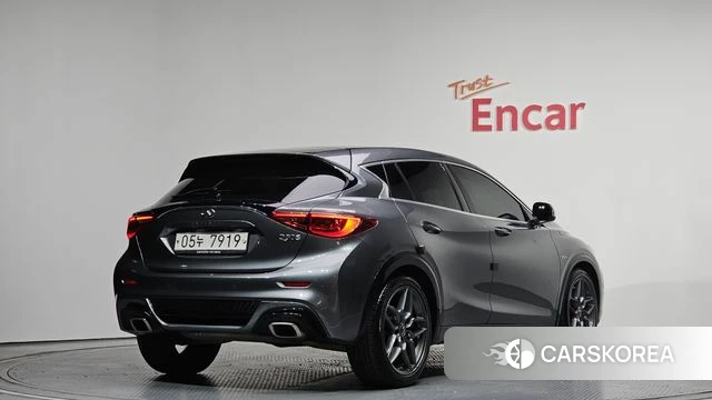 Infiniti Q30 id 4310778 из Кореи 12