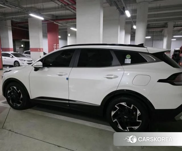 Kia Sportage 5th Generation 2022 Белый из Кореи, фото 2