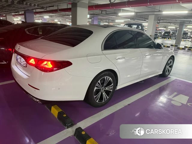 Mercedes-Benz E-Class W214 2025 Белый из Кореи, фото 2