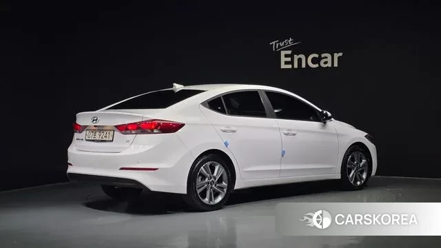 Hyundai Avante AD id 3386350 из Кореи 12